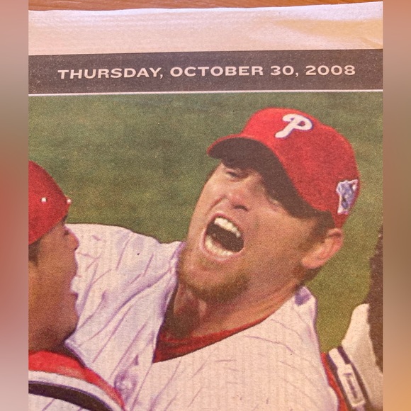 PHILLIES 2008 WORLD SERIES CHAMPS Philadelphia Daily News entire paper like new! - Picture 2 of 5